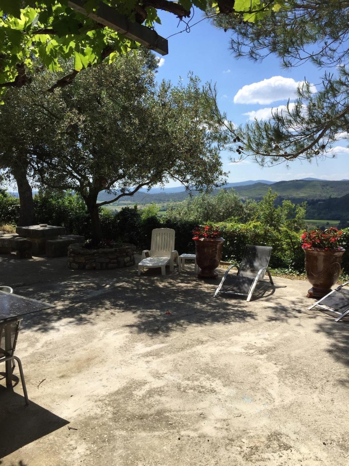 Le Castellas - Gite En Pleine Nature Montmirat Esterno foto