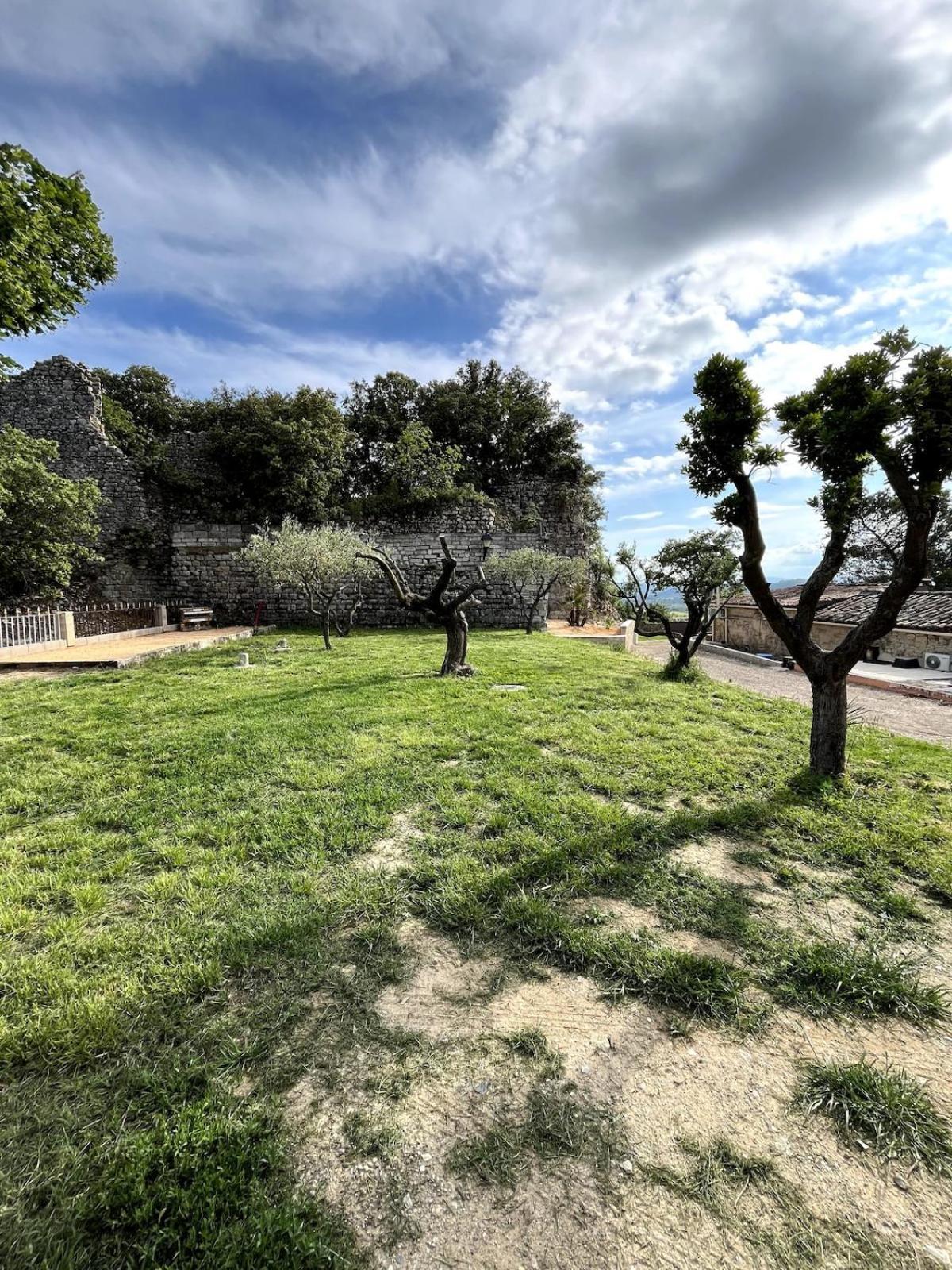 Le Castellas - Gite En Pleine Nature Montmirat Esterno foto