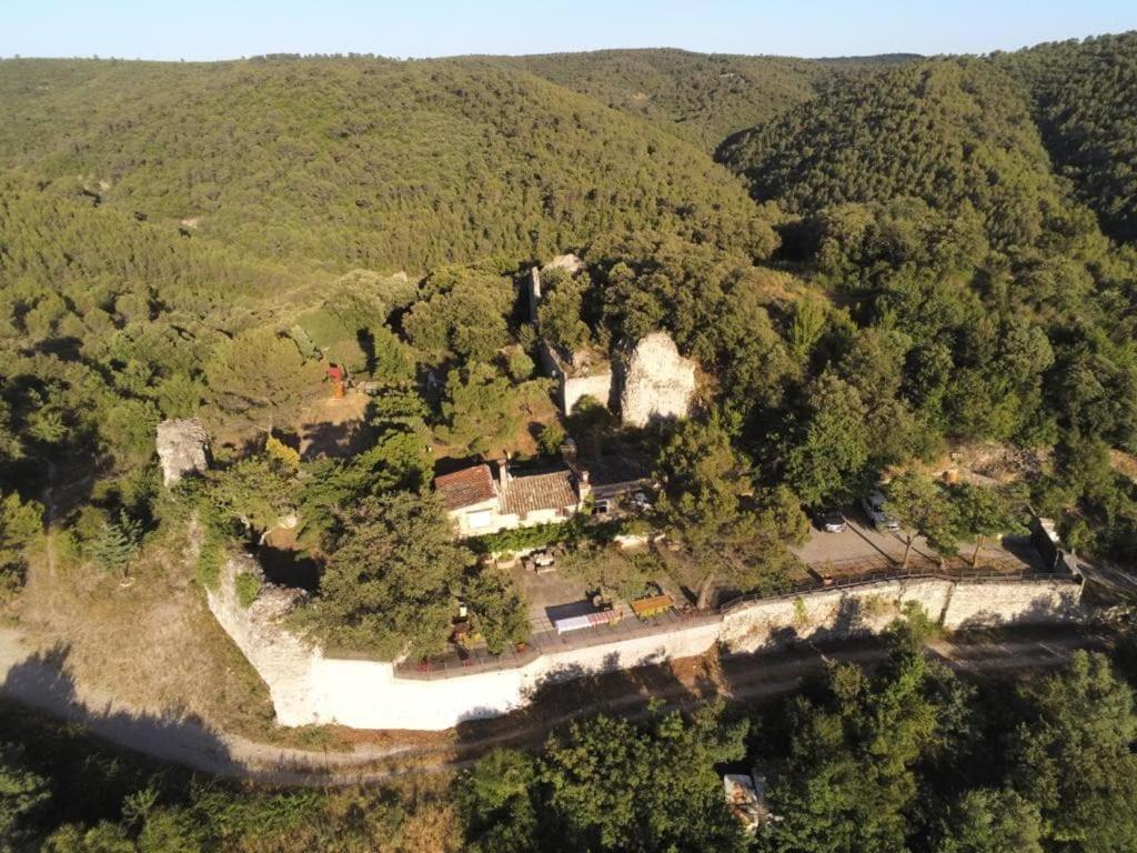 Le Castellas - Gite En Pleine Nature Montmirat Esterno foto